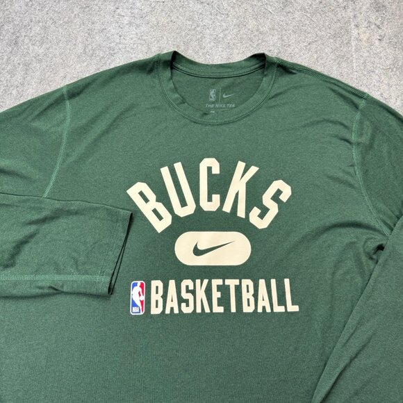 Milwaukee Bucks Nike Shirt Men XL Green Long Sleeve Engineered DRI-FIT Training - Picture 1 of 15